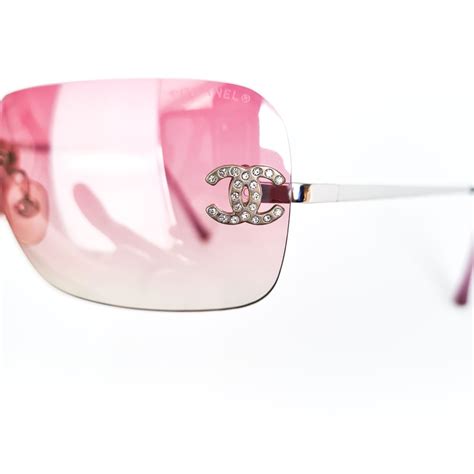 pink coco chanel sunglasses